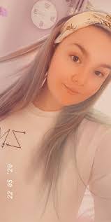 Erin Valentine's Instagram, Twitter & Facebook