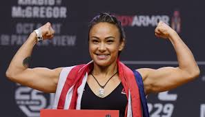 Последние твиты от michelle waterson (@karatehottiemma). Michelle Waterson 2021 Net Worth Salary Records And Endorsements