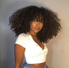 Black women with curly hair are often faced with a choice between long and short hairstyles. Baddie Curly Hair And Black Woman Image 6617942 On Favim Com