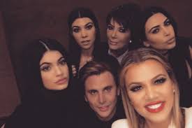 Thu feb 25 2021 maría lucía victoria lucía born to hilaria & alec baldwin; There S A New Kardashian Baby And Her Name Starts With K Actually D Mum S Grapevine