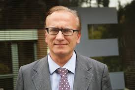 Dos demandas a la vez