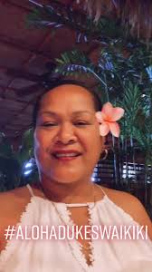 aloha all check out DUKES WAIKIKI come get your fresh flower lLEIS #du...