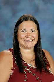 Julie Pigg's Instagram, Twitter & Facebook