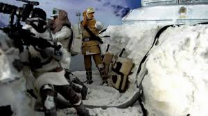 In this video i'll show you how i created a 10 foot x 16 inch x 18 inch star wars battle of endor forest diorama. Star Wars Diorama Of The Battle Of Hoth Youtube