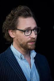 Tom and his unutterably pretty interview faces from the Avengers Infinity  War UK fan event