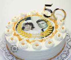 Kochen spiele kuchen hochzeit sie können eine köstliche vielzahl von cake pops in mundwasser aromen! Torte Zur Goldenen Hochzeit Backfee Heike Reichenbach Best