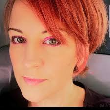 A day of distractions: singing, tidying, invoicing, and brain research