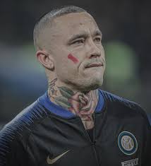 Omfg Punisher caught Wolverine slipping...blew his face off and shot him in  the nuts...lol