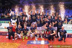 Przegląd sportowy piłka nożna puchar polski. Zaksa Kedzierzyn Kozle Jastrzebski Wegiel Dekoracja Zwyciezcow Pucharu Polski Galeria Wp Sportowefakty