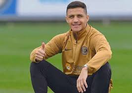 How chile have reinvigorated alexis sanchez at copa america. Alexis Sanchez Estar Aca Es Como Estar En Familia La Arenga Del Abuelo