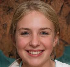 Adeline Clark's Instagram, Twitter & Facebook