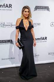 Flavia alessandra was born on the 7th of june, 1974. Flavia Alessandra Zimbio