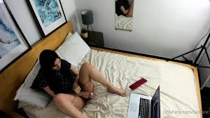 Free Mobile Porn - Brunette Gf Hidden Cam Masturbation - 5962179 -  IcePorn.com