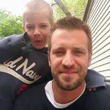 Colin Robb's Instagram, Twitter & Facebook