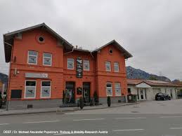 Puedes elegir los platos de la carta de liebocher kebaphaus usando el formulario que hay más arriba. Bahnhofsrestaurants Bahnhofswirtschaft Bahnhofsbuffet Bar Eisenbahn