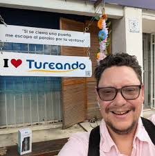 An awesome start to the day! Our first location whilst filming STEWC+J  (HGTVRogers Citytv) is Pure Cafe A huge (yet atmospheric) spot with a cute  ancillary retail gallery. Great coffee and great