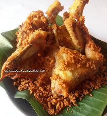 Ini Dia Penampakan Ayam Goreng Kremes Yang Ku Masak Kemaren Teman2 Ceritanya Abis Ngirim Resep Ayam Goreng Kreme Resep Masakan Makanan Dan Minuman Masakan