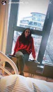 Weitere ideen zu sarah lombardi, lombardi, pietro lombardi. Sarah Steht Pietro Lombardi Im Krankenhaus Zur Seite Pietro Lombardi Lombardi Sarah Lombardi