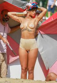 Rihanna Pussy Porn Pics & Naked Photos - PornPics.com