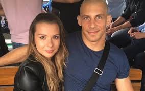 We did not find results for: On Podbija Mma Ona Podbila Jego Serce Oto Piekna Zona Damiana Janikowskiego Zdjecia Wideo Nowiny