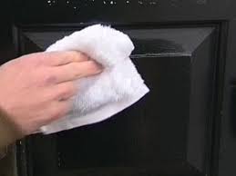 Painting with an oil based paint over latex is ok but doing the reverse will cause you grief for many years to come since any further coats of paints applied will stick to the latex only. How To Paint Over Oil Based Paint With Latex Paint How Tos Diy