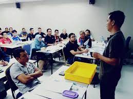 Bisnes rawatan sampah organik menggunakan larva lalat hitam di malaysia. Eko Farm Malaysia Peneraju Industri Black Soldier Fly Malaysia