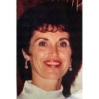 Tina Viola's Instagram, Twitter & Facebook