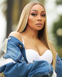 The Vocal Goddess Monica