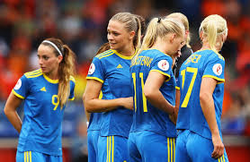 In de laatste groepswedstrijd tegen uruguay moest men met twee goals verschil winnen om de kwartfinales te halen. De Mooiste Parels Van Plaatjes Van De Oranje Leeuwinnen Tegen Zweden Foto S Sportnieuws