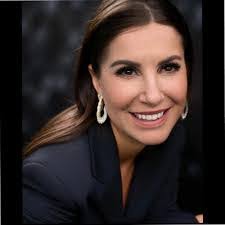 Candace Soles's Instagram, Twitter & Facebook