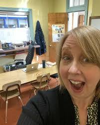 Meredith Bergeron's Instagram, Twitter & Facebook