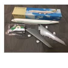 長榮航空 a321 新塗裝 1:200 飛機模型 (典藏版) 售價 $ 1,060. é•·æ¦®èˆªç©ºé£›æ©Ÿæ¨¡åž‹747 400 B 16401 1 250ç¬¬ä¸€ä»£å¡—è£ è¦çš®è³¼ç‰©
