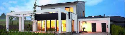 Wir setzen auf die holzqualität österreichischer. Energie Plus Haus Wohngebaude Als Energieproduzenten