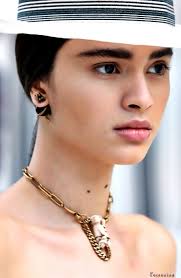 Christian Dior Resort 2019 Paris Collection Details Celebrity Jewelry Jewelry Fashion Trends Jewelry