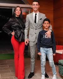 Then—over just five months in 2017—his brood blossomed to four. Cristiano Ronaldo All Smiles With His Son And Wife Photo Sports Nigeria