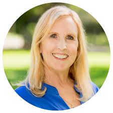 Cindy Reynolds's Instagram, Twitter & Facebook