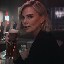 Pin de Michelle Merced em The Hair.