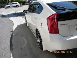 I Prefer Red Tail Lights On A Prius