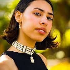 Amazon.com: outROAR Gear American Indian Style Bone Choker Necklace, 4 Row  Tan Traditional Hairpipe Beads, Unisex Adjustable : Clothing, Shoes &  Jewelry