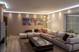 Die Led Lichtleiste 30 Ideen Wie Sie Durch Led Leisten Verlockende Innendesigns Schaffen Wohnzimmer Licht Led Lichtleiste Led Leisten