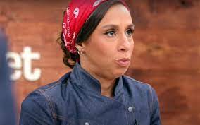 A poor working mother wishes to have a copy of herself to help her in life; Sessao Da Tarde De Quarta 11 11 Globo Exibe Duas De Mim Com Thalita Carauta Noticias Da Tv