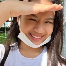 Gladys Phua's Instagram, Twitter & Facebook