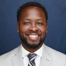 Sonny Castillo (@sonnyfromda02)