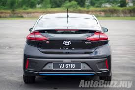 The ioniq hybrid features a suite of standard and available hyundai smartsense tm safety technologies. First Drive 2016 Hyundai Ioniq Hybrid A Home Run No One Saw Coming Autobuzz My