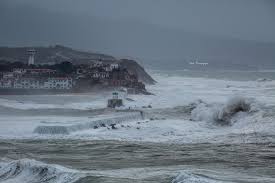 Nous recommandons cet hôtel pour saint jean de luz. Baie De Saint Jean De Luz Temps Pluvieux Et Ocean Agite Photolive Toutes Les Photos Meteo En Temps Reel Infoclimat