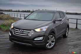 The 2013 hyundai santa fe comes in two handy family sizes. 2013 Hyundai Santa Fe Sport Se Car Reviews Auto123