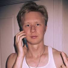 Alex Bartz (@_alexbartz) • Instagram photos and videos