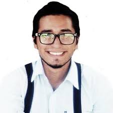 Con este diploma doy por terminado mi etapa académica en pregrado.  Agradezco en primer lugar a mi familia, en especial a mi padre y madre por  estar en todo momento a mi