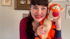 Amazon.com: Disney Store Unisex-Child Tigger Medium Soft Toy for Kids,  Cuddly Character with Fuzzy Texture and Embroidered Details, Floppy Tail,  Disney Plushy Suitable for All Ages : Toys & Games