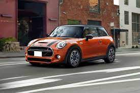 Opera mini es una alternativa estupenda para navegar por internet desde un terminal android. Mini Cars Price In India New Mini Car Models 2021 Photos Specs